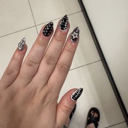 Prella Nail + Beauty Bar - Customized Gel-X and gel pedicure.