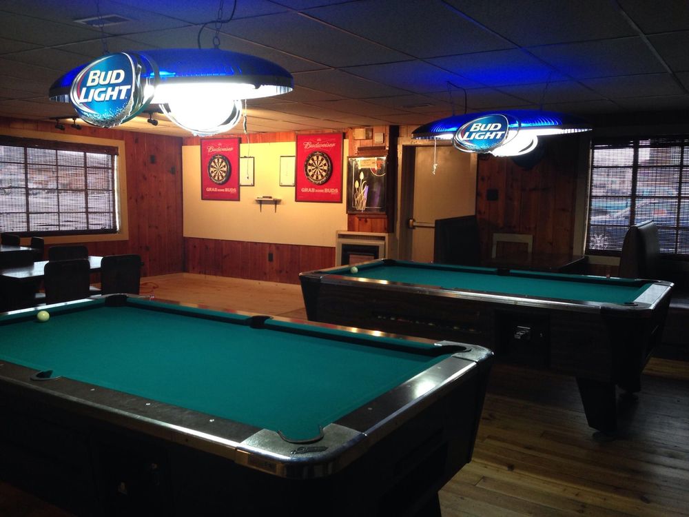 Sportsman Pub Logo