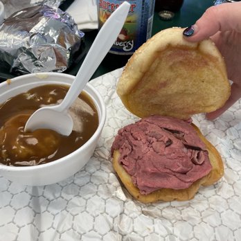 Wally's Roast Beef - Sandwiches Near Me - Bloomington, Minnesota Wally's Roast Beef - Sandwiches Near Me - Bloomington, Minnesota