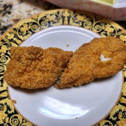 Ronnie's Catfish & More - Tiny broken pieces of fish. NOT a full size filet.