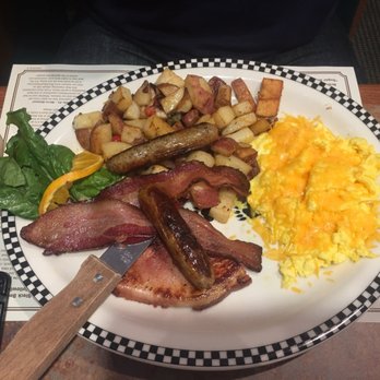 Black Bear Diner Tempe - Breakfast & Brunch Near Me - Tempe, Arizona Black Bear Diner Tempe - Breakfast & Brunch Near Me - Tempe, Arizona