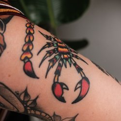 Bed of Roses Tattoo - By Travis