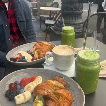 Caffé Central - Breakfast & Brunch Near Me - San Francisco, California Caffé Central - Breakfast & Brunch Near Me - San Francisco, California
