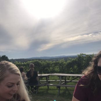 Gouveia Vineyards - Wineries Near Me - Wallingford, Connecticut