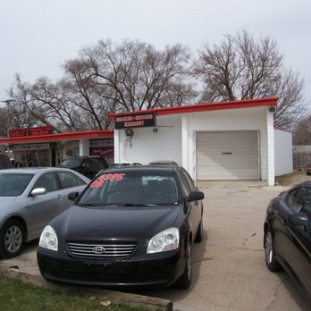 Farley's Wholesale Tire and Auto - Car Dealers Near Me - Des Moines, Iowa Farley's Wholesale Tire and Auto - Car Dealers Near Me - Des Moines, Iowa