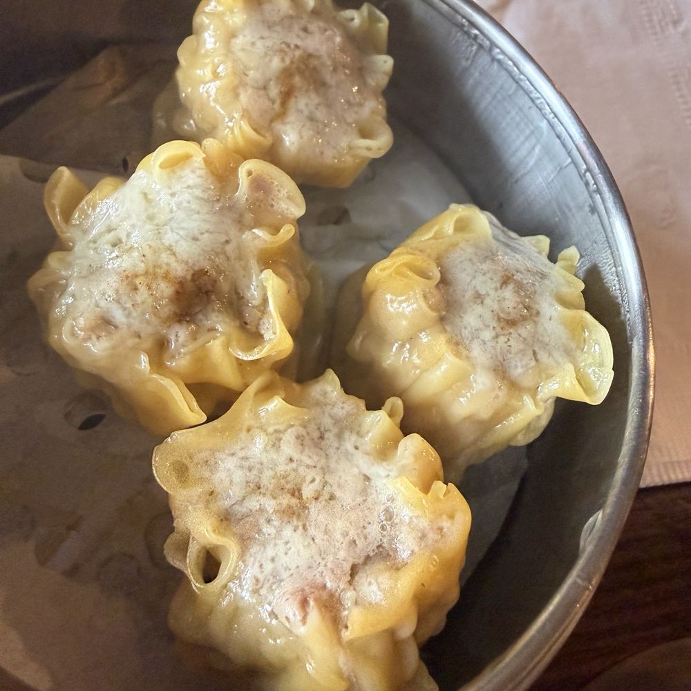 Lucky Cat Dim Sum Restaurant - Hamburger dumpling - Cantonese Near Me - Jacksonville, Florida Lucky Cat Dim Sum Restaurant - Hamburger dumpling - Cantonese Near Me - Jacksonville, Florida