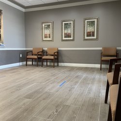 Katz Eye Center - Waiting area which is a lot larger than this.