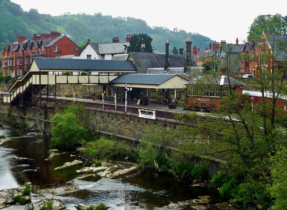 LLANGOLLEN TRAIN STATION Abbey Road, Llangollen, Denbighshire, United
