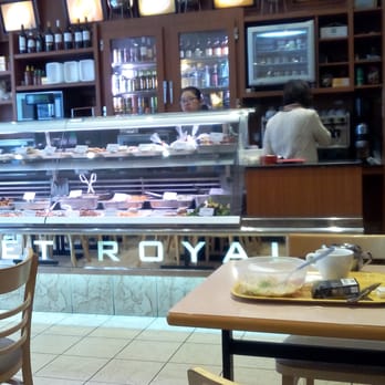 Gourmet Royal - Deco basique des fast food asiatiques - Chinese Near Me - Paris, 75 Gourmet Royal - Deco basique des fast food asiatiques - Chinese Near Me - Paris, 75