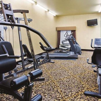 La Quinta by Wyndham Schertz - Health club fitness center gym - Hotels Near Me - Schertz, Texas La Quinta by Wyndham Schertz - Health club fitness center gym - Hotels Near Me - Schertz, Texas