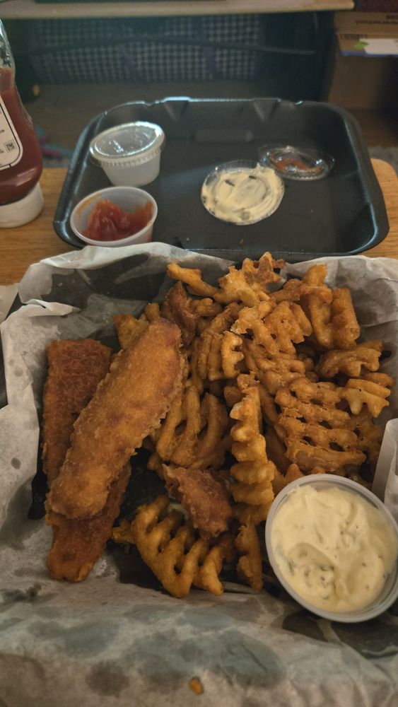Social spots from Bender Bar & Grill