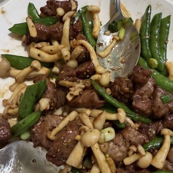Henry's Cuisine - Steak with mushroom and snap pea - Asian Fusion Near Me - Alhambra, California Henry's Cuisine - Steak with mushroom and snap pea - Asian Fusion Near Me - Alhambra, California