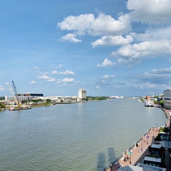 Electric Moon Skytop Lounge + Moon Deck - View from rooftop bar - Lounges Near Me - Savannah, Georgia