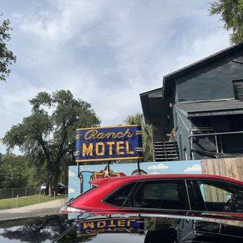 Ranch Motel - Is a 20th century motor court converted to a vibey garden get away right on Broadway in Alamo Heights. - Hotels Near Me - San Antonio, Texas