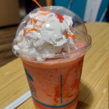 Bahama Buck's - Strawberry Bliss - Desserts Near Me - Kissimmee, Florida Bahama Buck's - Strawberry Bliss - Desserts Near Me - Kissimmee, Florida