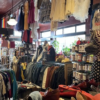RED LIGHT VINTAGE CLOTHING - Updated June 2026 - 22 Photos & 125 Reviews -  4560 University Way NE, Seattle, Washington - Used, Vintage & Consignment -  Phone Number - Yelp