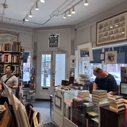 Crescent City Books