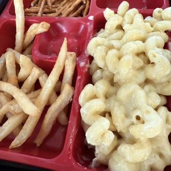 BevRidge Public - Kids meal Mac and cheese - Cocktail Bars Near Me - Ridgefield, Washington