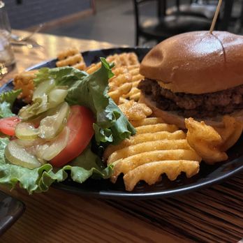 Charred Oak Grill - Plain burger delish - New American Near Me - Somerset, Kentucky