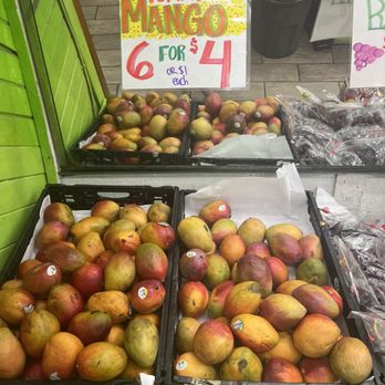 Fruit King - Stocked up on mangoes - Fruits & Veggies Near Me - Corpus Christi, Texas