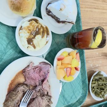 S & S Cafeteria - Meal - Cafeteria Near Me - Macon, Georgia