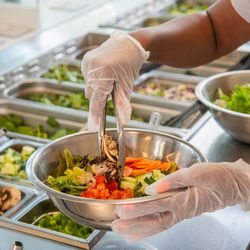 URBAN SPROUT salad bar