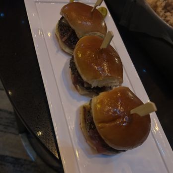 S Bar Las Vegas - Wagyu Sliders - Cocktail Bars Near Me - Las Vegas, Nevada S Bar Las Vegas - Wagyu Sliders - Cocktail Bars Near Me - Las Vegas, Nevada
