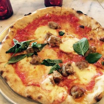 Rosso Pizzeria - Pizza Near Me - Edmonton, Alberta