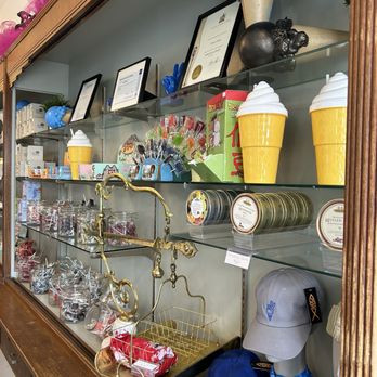 Twice Cream - Candy crush selection for your extra sweet tooth - Ice Cream & Frozen Yogurt Near Me - Edmonton, Alberta Twice Cream - Candy crush selection for your extra sweet tooth - Ice Cream & Frozen Yogurt Near Me - Edmonton, Alberta