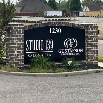 Studio 139 - Sign out front - Nail Technicians Near Me - Hernando, Mississippi Studio 139 - Sign out front - Nail Technicians Near Me - Hernando, Mississippi