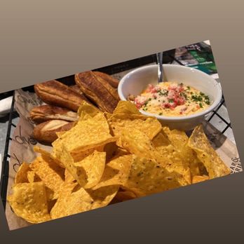 Dive Bar & Grille - Crab Dip - Breakfast & Brunch Near Me - Savage, Maryland