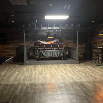 Feastros - Music coming soon-R & B, Acoustic, Jazz? We are here for it! - Barbeque Near Me - Sherwood, Arkansas Feastros - Music coming soon-R & B, Acoustic, Jazz? We are here for it! - Barbeque Near Me - Sherwood, Arkansas