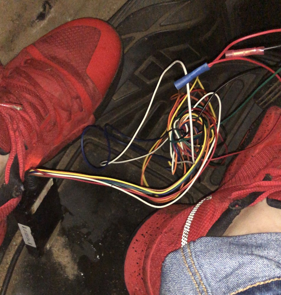 SMITH AUTOMOTIVE CENTER Updated September 2024 1113 Southerfield Rd