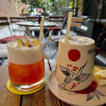 Moretenders' Cocktail Crib - All good in the hood & Big in Japan - Cocktail Bars Near Me - Istanbul, 34