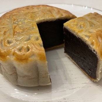 Eastern Bakery - My kiddo took a pic of his moon cake from Eastern Bakery. He loves red bean moon cake - his favorite. - Bakeries Near Me - San Francisco, California