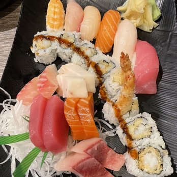 Sakae Sushi - Japanese Near Me - Mount Prospect, Illinois