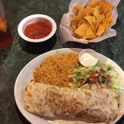 Habaneros - Burrito con papas. Yummy dinner!