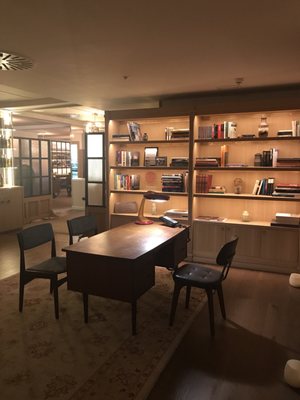 Hotel NH Collection Madrid Suecia by null
