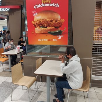 Jollibee - Outside - Chicken Shop Near Me - Los Angeles, California Jollibee - Outside - Chicken Shop Near Me - Los Angeles, California