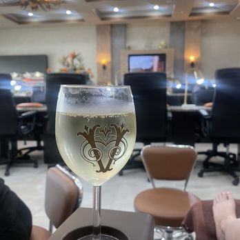 Venezia Nail Spa - Complementary beverages - Nail Salons Near Me - Mansfield, Texas Venezia Nail Spa - Complementary beverages - Nail Salons Near Me - Mansfield, Texas