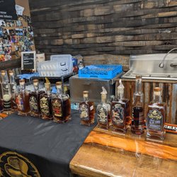 ABV Barrel Shop - Gary from Woodhat's lineup.