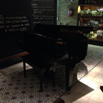 Café com Letras Liberdade - Piano - Cafes Near Me - Belo Horizonte, MG Café com Letras Liberdade - Piano - Cafes Near Me - Belo Horizonte, MG