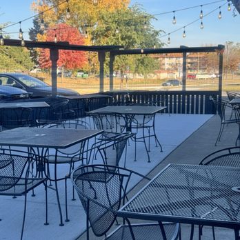 Leela on 8 - Patio - Breakfast & Brunch Near Me - New Brighton, Minnesota