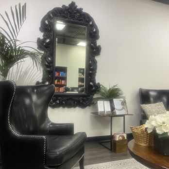 Valerie's Body Restoration - The waiting area - Massage Near Me - Fullerton, California Valerie's Body Restoration - The waiting area - Massage Near Me - Fullerton, California