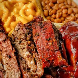 William Jamaican Jerk & Bbq - The king of meals! What an honor to be served by Mr. William himself!