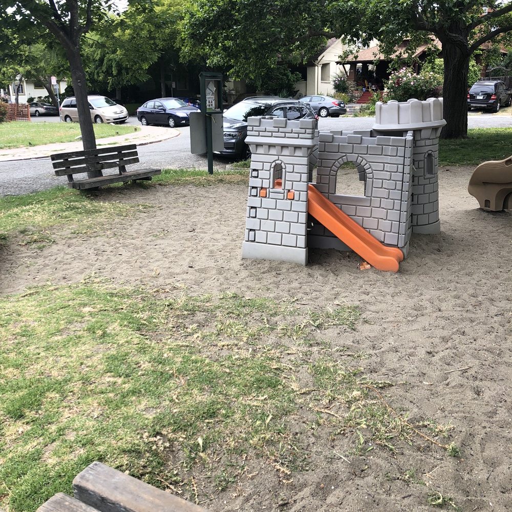 Colby Park - Sand castle slide - Parks Near Me - Oakland, California Colby Park - Sand castle slide - Parks Near Me - Oakland, California