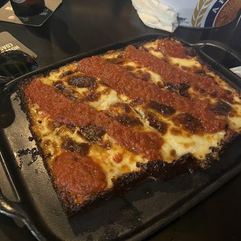 Caddies - Cheese Pizza - American Near Me - Bethesda, Maryland Caddies - Cheese Pizza - American Near Me - Bethesda, Maryland