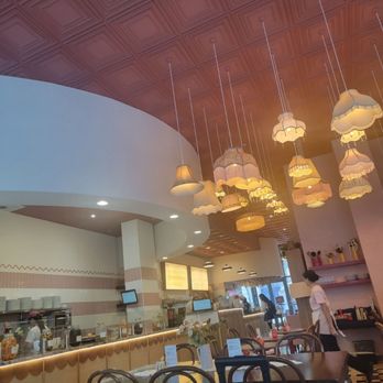 Bobe Kitchen & Bakery - In door dining with classy chandeliers - Bakeries Near Me - Miami, Florida