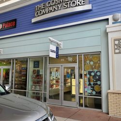 The Cosmetics Company Store - March 2021: It needed an exterior pic