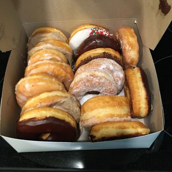 Neil's Donuts - Bakeries Near Me - Wallingford, Connecticut